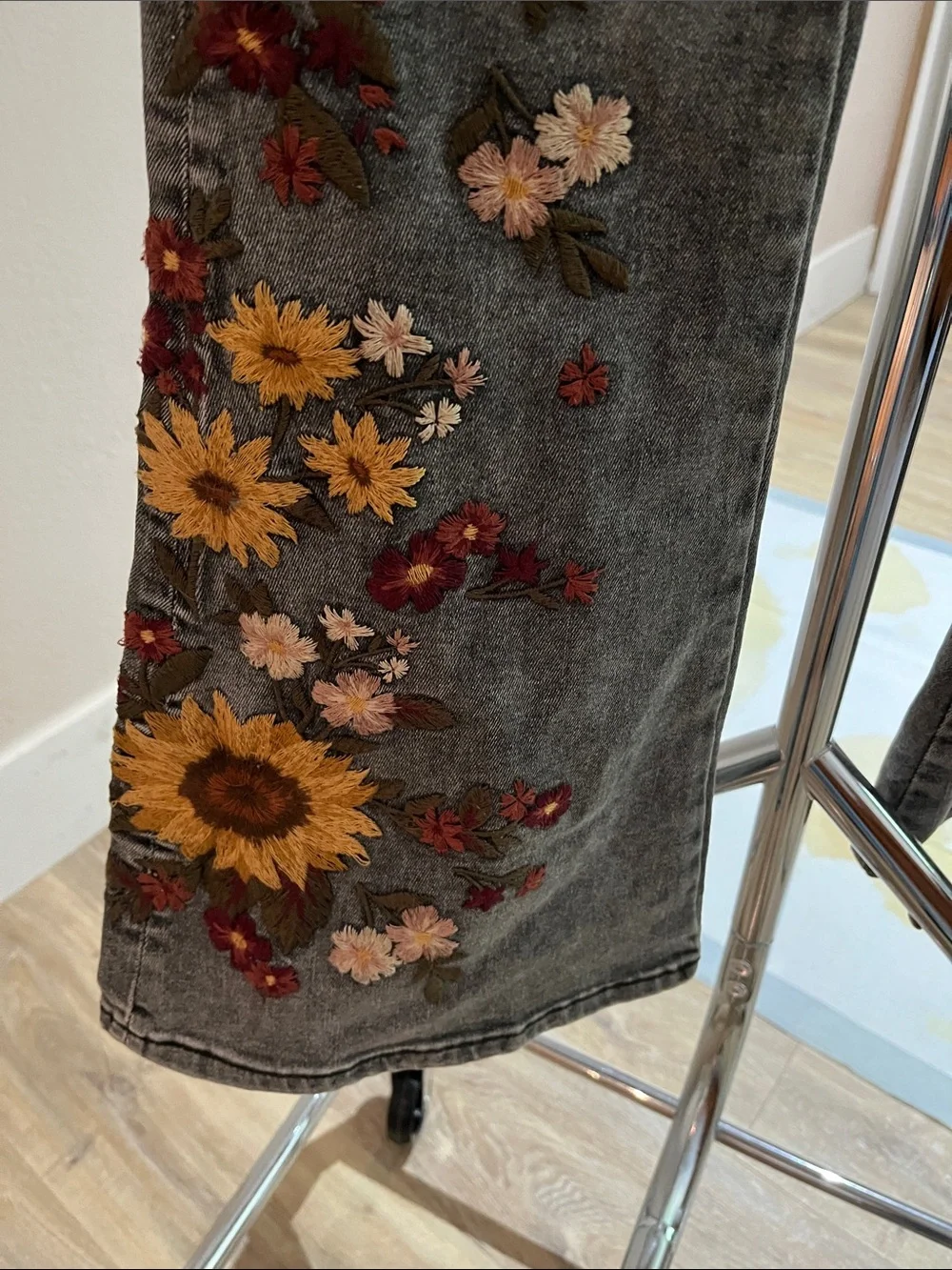 Women's Grey Flare Jeans with Sunflower Embroidery - Picture 8 of 8